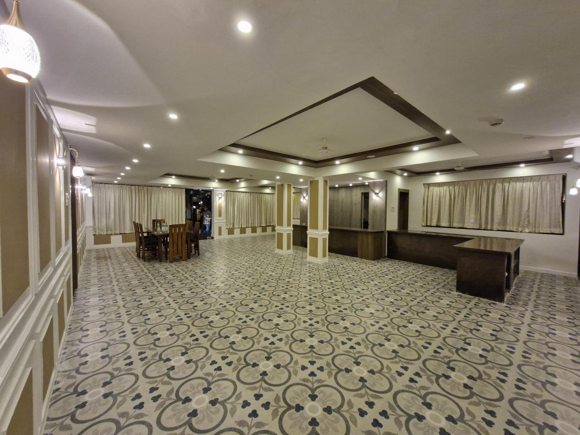 Golden Landmark Green Valley Beach Resort Dona Paula Dış mekan fotoğraf