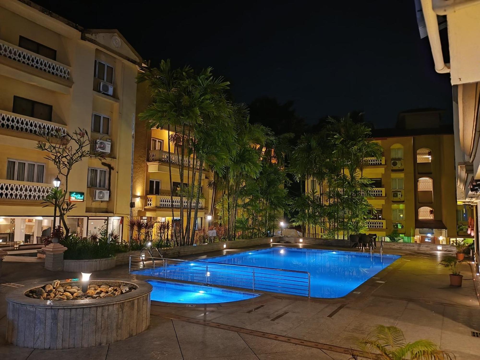 Golden Landmark Green Valley Beach Resort Dona Paula Dış mekan fotoğraf