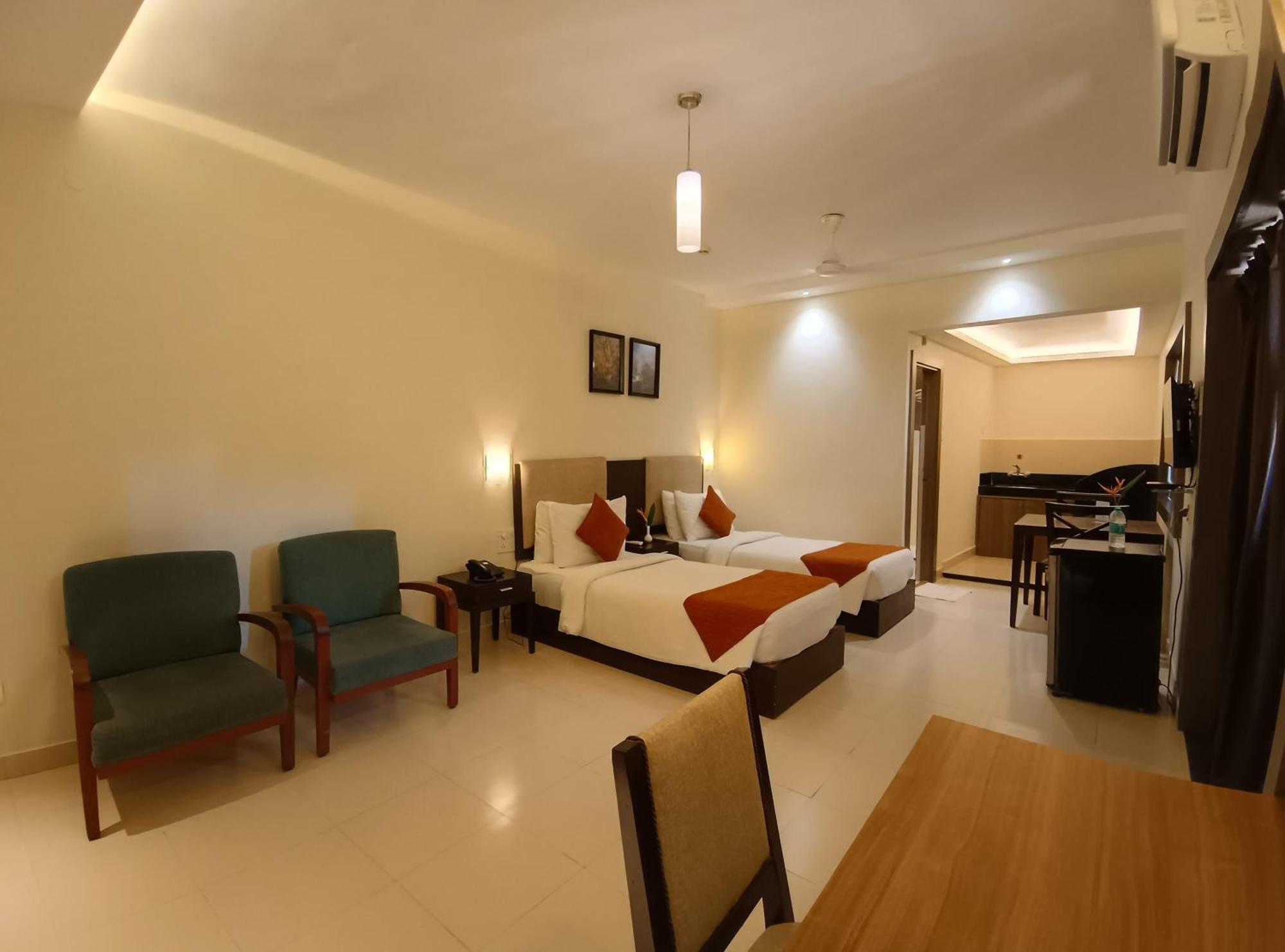 Golden Landmark Green Valley Beach Resort Dona Paula Dış mekan fotoğraf